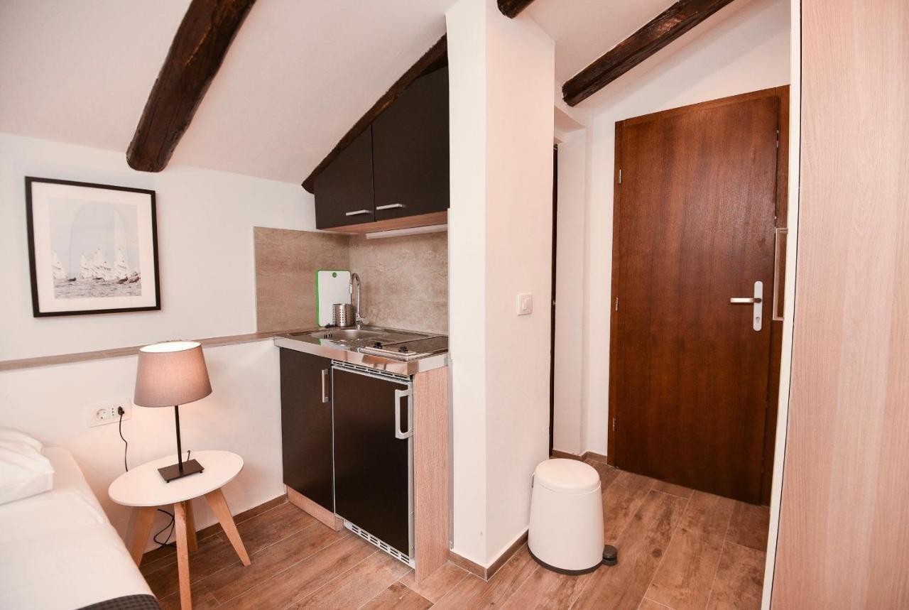 Old Town Rooms 1 Πούλα Εξωτερικό φωτογραφία