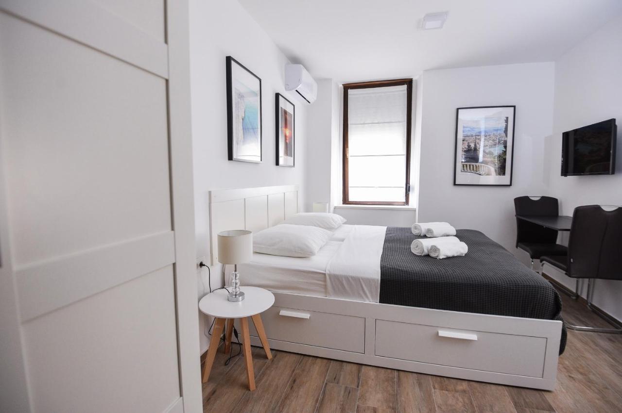 Old Town Rooms 1 Πούλα Εξωτερικό φωτογραφία